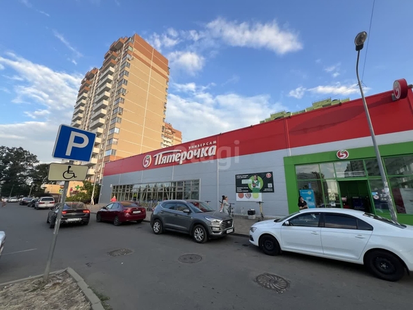 
   Продам 3-комнатную, 84.1 м², Черкасская ул, 72

. Фото 43.