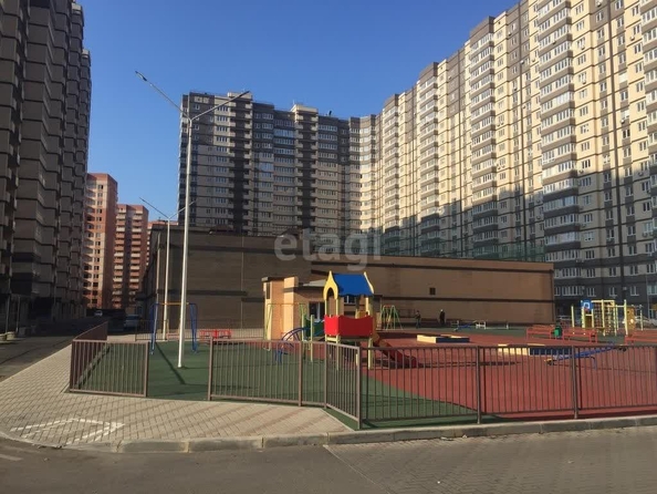 
   Продам 3-комнатную, 75.4 м², Стахановская ул, 1/5  4

. Фото 15.