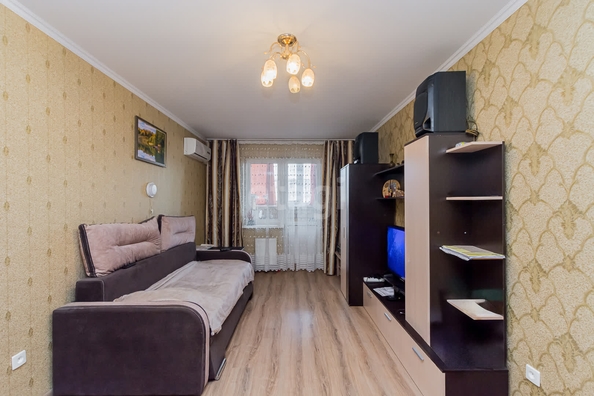 
   Продам 1-комнатную, 39.2 м², Московская ул, 144/2

. Фото 1.