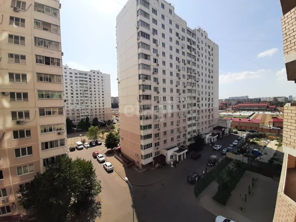 
   Продам 1-комнатную, 34 м², Черкасская ул, 58/2

. Фото 17.