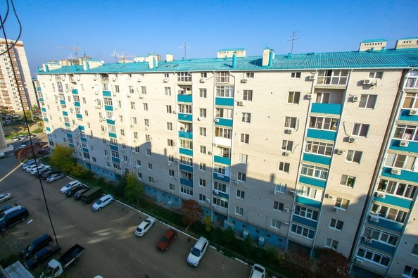 
   Продам 2-комнатную, 50.2 м², Черкасская ул, 105

. Фото 20.