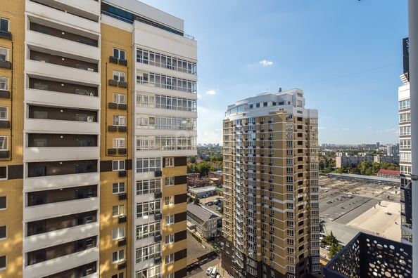 
   Продам 2-комнатную, 62 м², Старокубанская ул, 137/1/1

. Фото 27.