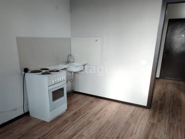 
   Продам 1-комнатную, 35.9 м², Дубравная ул, 15

. Фото 2.