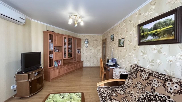 
   Продам 2-комнатную, 64.5 м², Московская ул, 140/Г

. Фото 3.