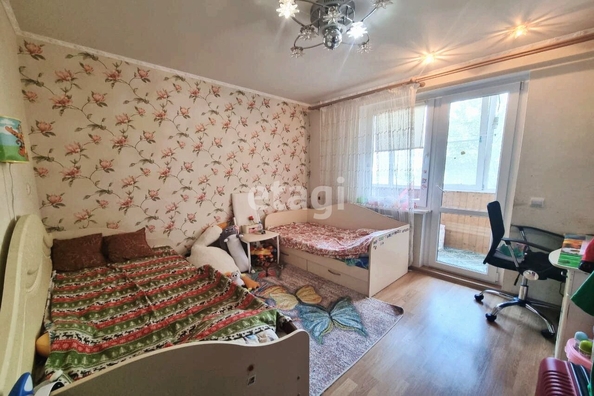 
   Продам 3-комнатную, 65.7 м², Ставропольская ул, 170

. Фото 2.