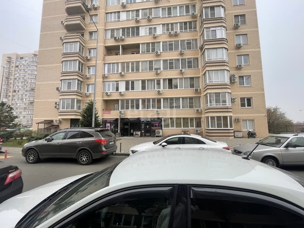 
   Продам 2-комнатную, 51.5 м², Круговая ул, 4в/2

. Фото 17.