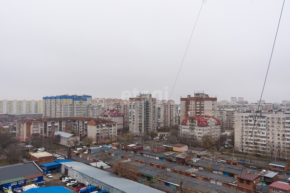 
   Продам 2-комнатную, 55.9 м², Харьковская ул, 83/6

. Фото 21.