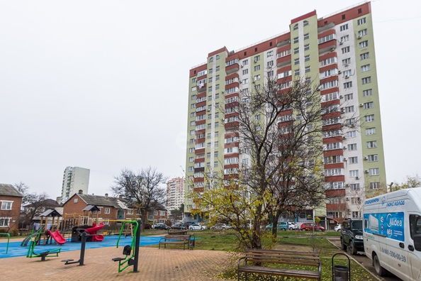 
   Продам 2-комнатную, 55.9 м², Харьковская ул, 83/6

. Фото 35.