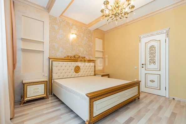 
  Сдам в аренду 3-комнатную квартиру, 152 м², Краснодар

. Фото 3.