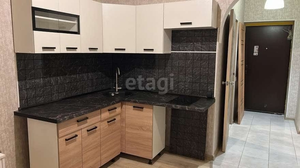 
  Сдам в аренду 1-комнатную квартиру, 40 м², Краснодар

. Фото 2.