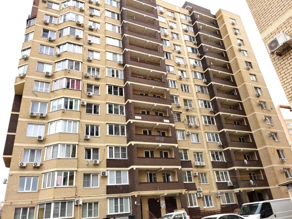 
   Продам 1-комнатную, 38 м², Лазурная ул, 10к2

. Фото 15.