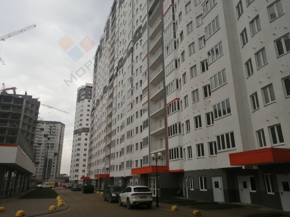 
   Продам 3-комнатную, 93.4 м², Уральская ул, 100

. Фото 12.