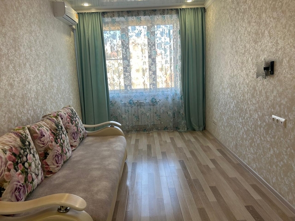 
   Продам 1-комнатную, 41 м², Ленина ул, 180Ак9

. Фото 1.