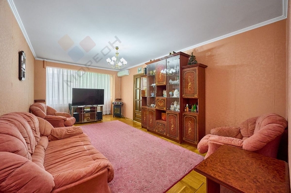 
   Продам 3-комнатную, 75.1 м², Платановый Бульвар ул, 9

. Фото 5.