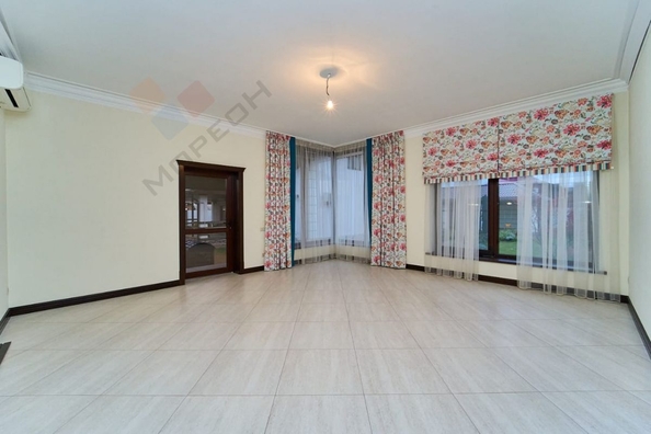 
   Продам дом, 140 м², Краснодар

. Фото 6.