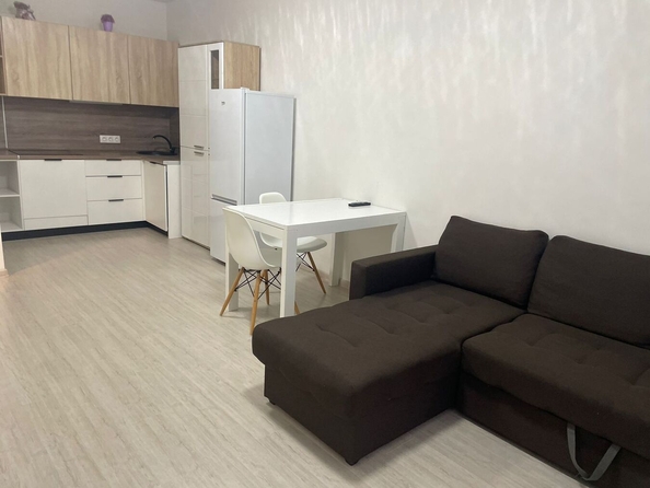 
   Продам 1-комнатную, 42 м², Супсехское ш, 39к12

. Фото 1.