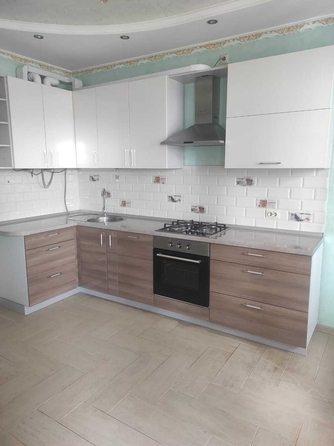 
  Продается 1-комн. квартира, 47 м², Лазурная ул, д. 10к1
. Фото 2.