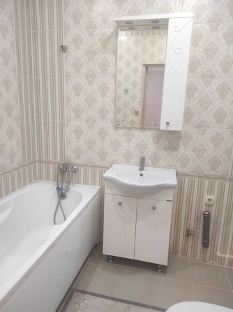 
  Продается 1-комн. квартира, 47 м², Лазурная ул, д. 10к1
. Фото 12.