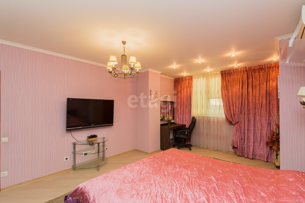 
   Продам 3-комнатную, 120 м², Минская ул, 122/2

. Фото 2.