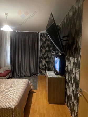 
   Продам 3-комнатную, 78.5 м², Дзержинского ул, 54/14

. Фото 3.