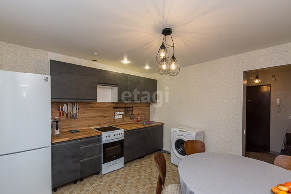 
   Продам 1-комнатную, 37.9 м², Черкасская ул, 60/1

. Фото 13.