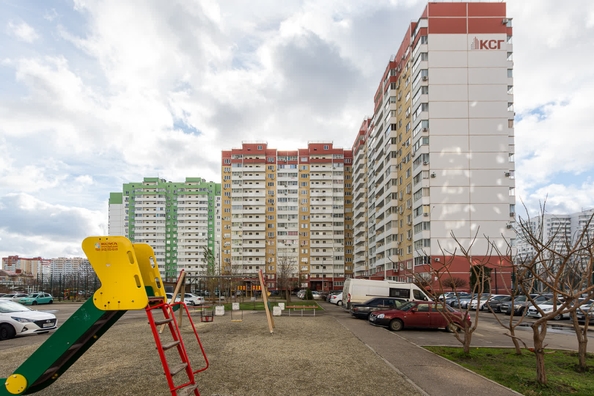 
   Продам 1-комнатную, 37.9 м², Черкасская ул, 60/1

. Фото 25.