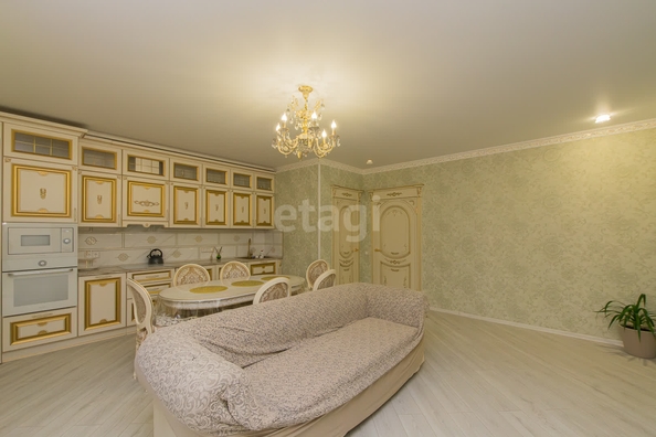 
   Продам 3-комнатную, 90 м², Лиссабонская ул, 109/22

. Фото 18.