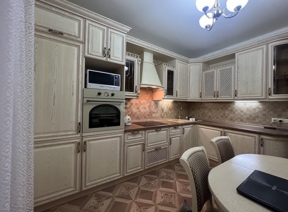 
   Продам 1-комнатную, 40.4 м², Восточно-Кругликовская ул, 28/2

. Фото 2.