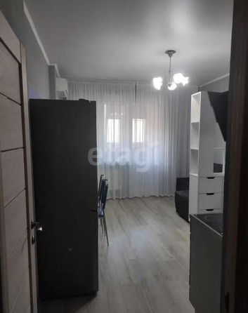 
  Сдам в аренду 1-комнатную квартиру, 40 м², Краснодар

. Фото 3.