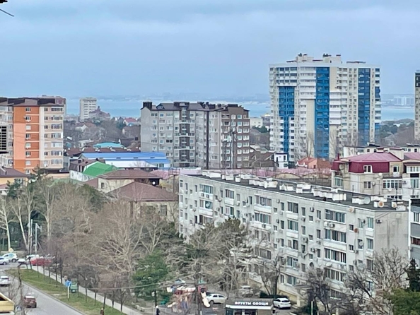 
   Продам 1-комнатную, 47 м², Ленина ул, 136

. Фото 23.