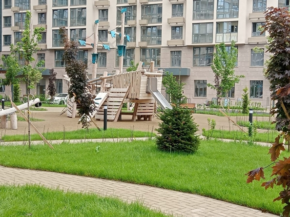 
   Продам 2-комнатную, 74 м², Дзержинского ул, 95

. Фото 3.