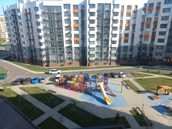 
   Продам 3-комнатную, 74 м², Крылова ул, 13к3

. Фото 1.