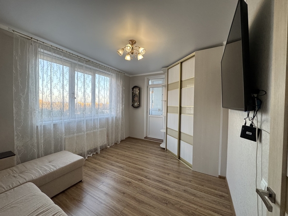 
   Продам 2-комнатную, 50 м², Рождественская ул, 52

. Фото 17.