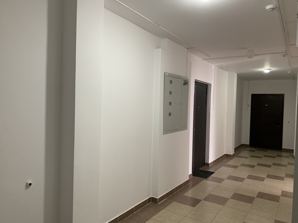 
   Продам 2-комнатную, 64 м², Ленина ул, 233

. Фото 23.