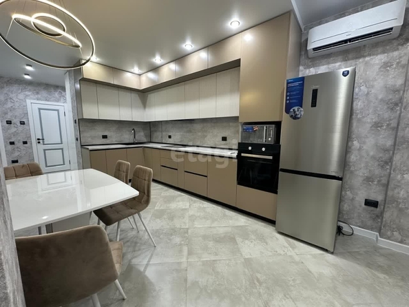 
   Продам 1-комнатную, 50 м², Конгрессная ул, 33/1

. Фото 13.