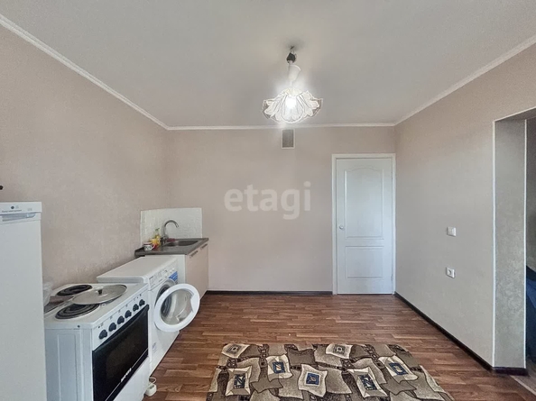 
   Продам 1-комнатную, 30 м², Черкасская ул, 129/1

. Фото 1.