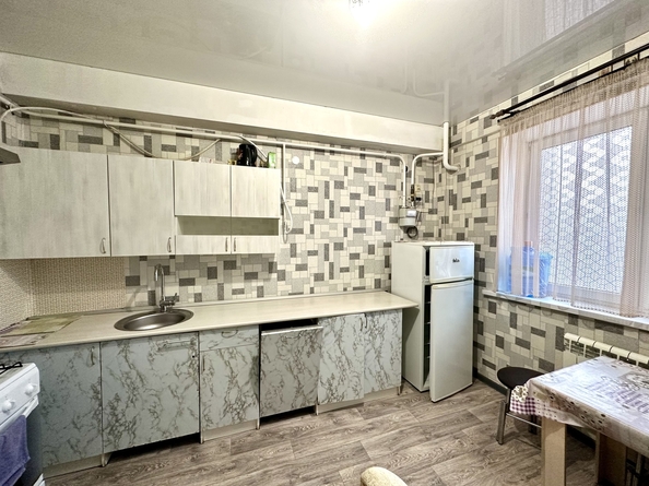 
   Продам 1-комнатную, 35 м², Стахановская ул, 16

. Фото 3.