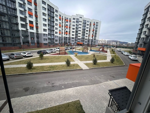 
   Продам 2-комнатную, 54 м², Крылова ул, 13к2

. Фото 24.