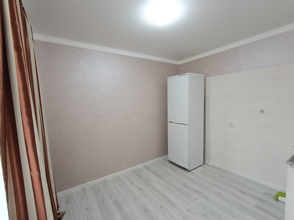 
   Продам 1-комнатную, 35 м², Рождественская ул, 55к2

. Фото 8.