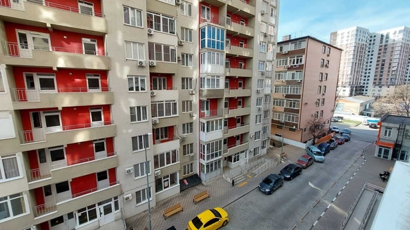 
   Продам 1-комнатную, 37 м², Лермонтова ул, 116к1

. Фото 30.