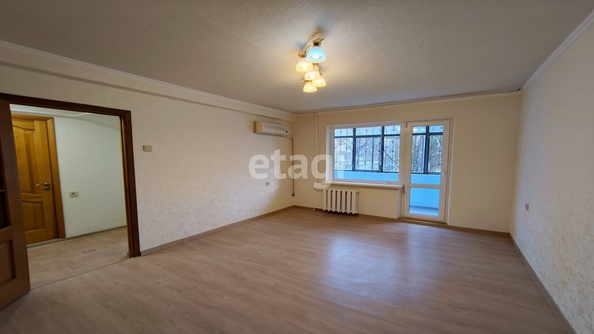 
   Продам 1-комнатную, 33.2 м², Уральская ул, 204

. Фото 2.