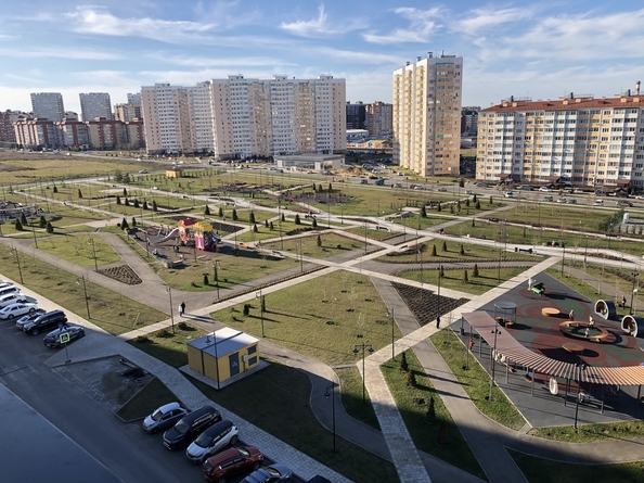 
   Продам 2-комнатную, 64 м², Адмирала Пустошкина ул, 22к2

. Фото 2.