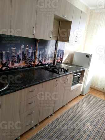 
  Продается 2-комн. квартира, 68 м², Вишневая ул, д. 17
. Фото 2.