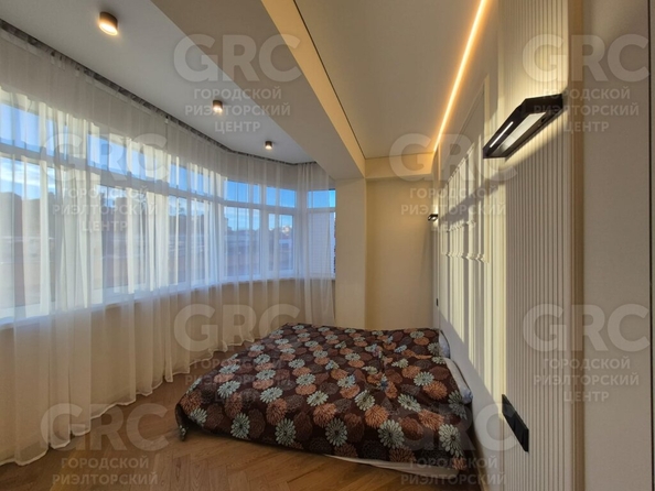 
   Продам 2-комнатную, 60 м², Донская ул, 108

. Фото 10.