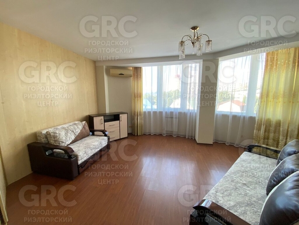 
   Продам 1-комнатную, 46 м², Одесская ул, 22

. Фото 4.