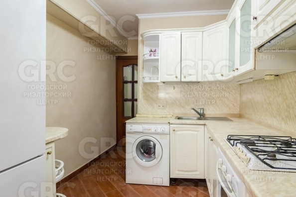 
   Продам 4-комнатную, 75 м², Новоселов ул, 11

. Фото 15.