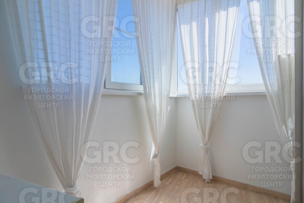 
   Продам 3-комнатную, 75 м², Юных Ленинцев ул, 10А

. Фото 24.