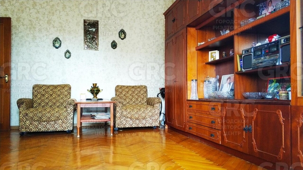 
  Продается 3-комн. квартира, 76 м², Макаренко ул, д. 41
. Фото 3.