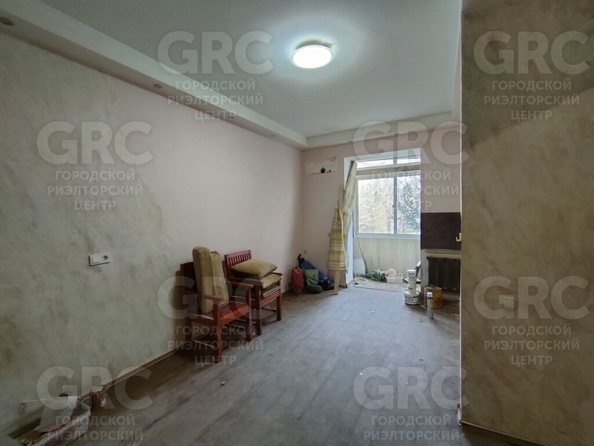 
   Продам 1-комнатную, 38 м², Ялтинская (Хостинский р-н) ул, 12

. Фото 2.