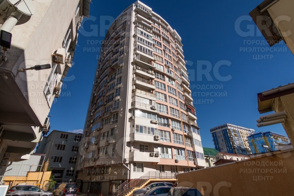 
   Продам 3-комнатную, 90 м², Богдана Хмельницкого (Адлерский р-н) ул, 8

. Фото 27.